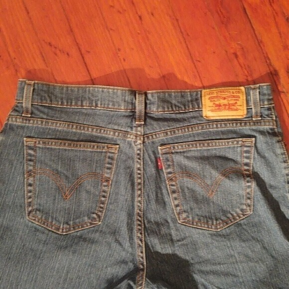 Levi's 550 Relaxed Dark Wash Shorts Sz 16 - Picture 5 of 10